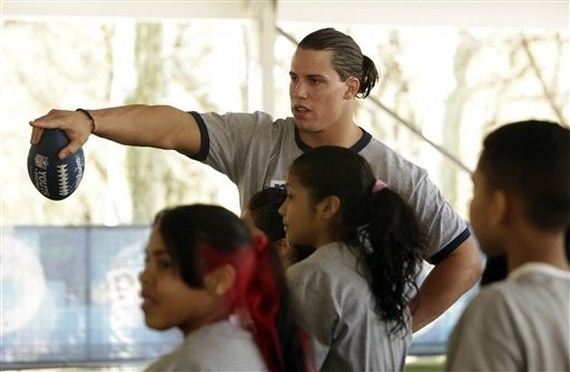 Male-Athletes-Who-Rocked-Some-Serious-Ponytails