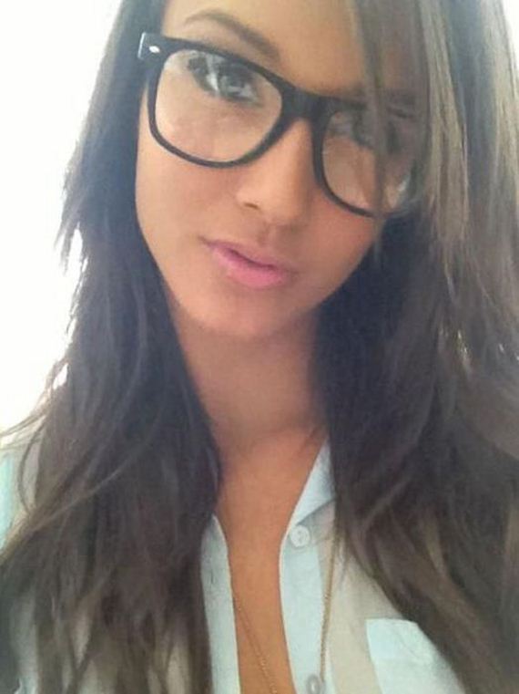 bespectacled_beauties