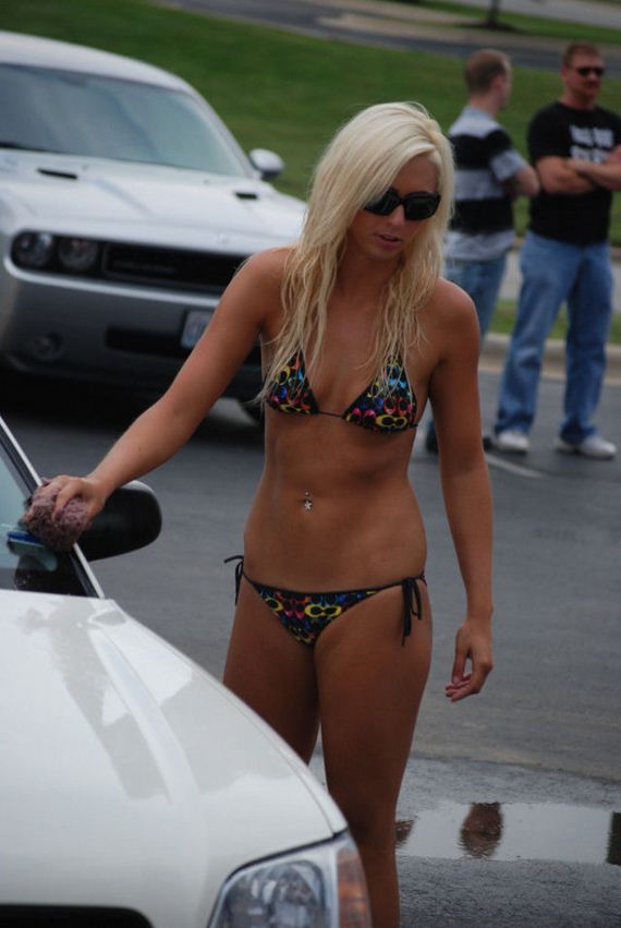 Amateur Bikini Car Wash Bar