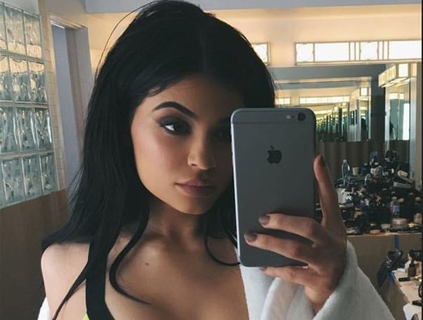 Kylie Jenner Snapchat Bikini - Barnorama