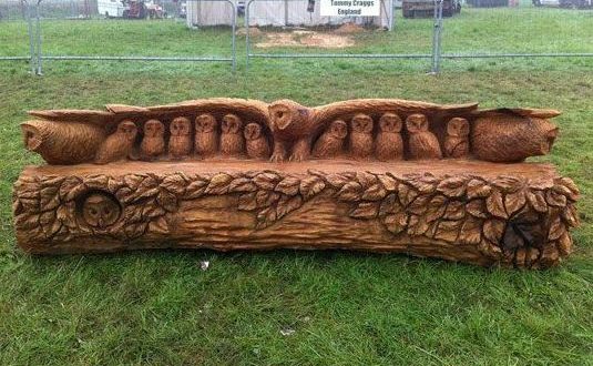 funny-carved-wood-barnorama