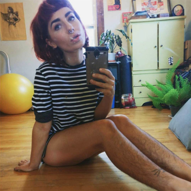 Awkward Instagram Beauty Trend Women With Hairy Legs Barnor