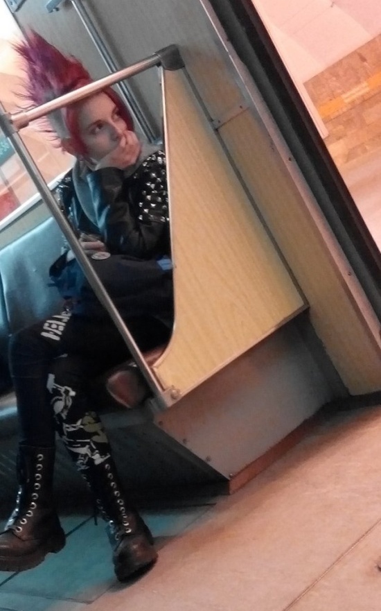 36 Weird And Strange People In Subway Barnorama